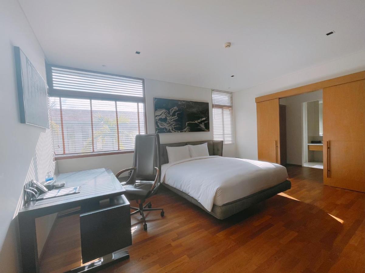 Deluxe Ocean Villa Along The Beach Da Nang Bagian luar foto