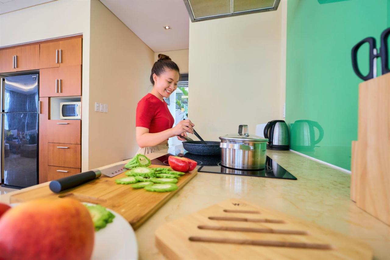 Deluxe Ocean Villa Along The Beach Da Nang Bagian luar foto