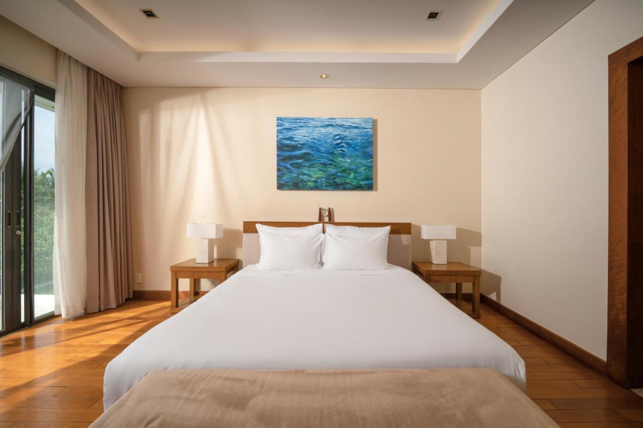 Deluxe Ocean Villa Along The Beach Da Nang Bagian luar foto